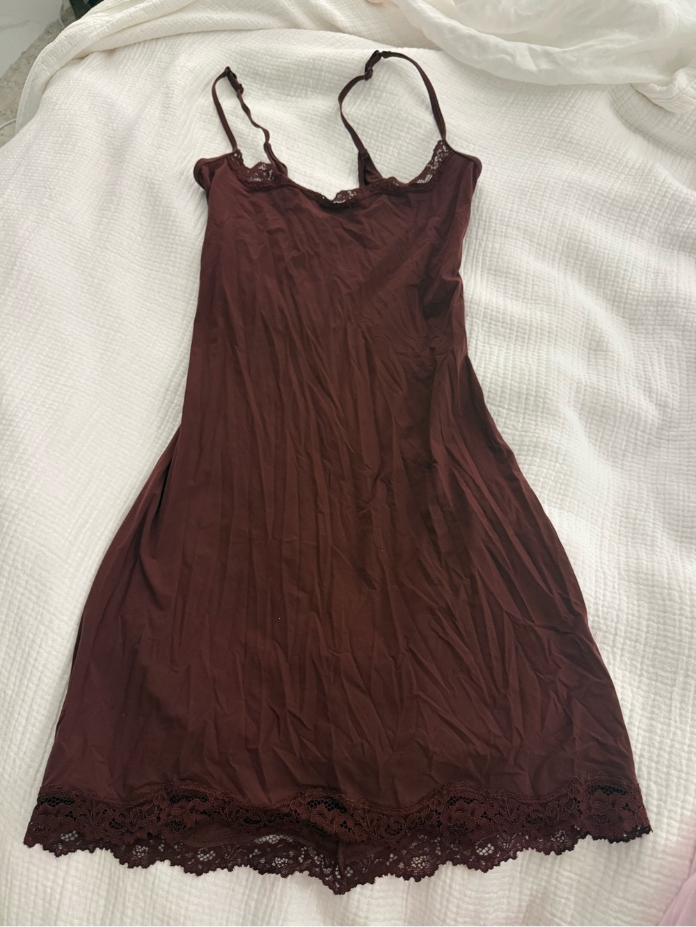Skims Women's Lace-Trim Slip Dress - Deep Burgundy